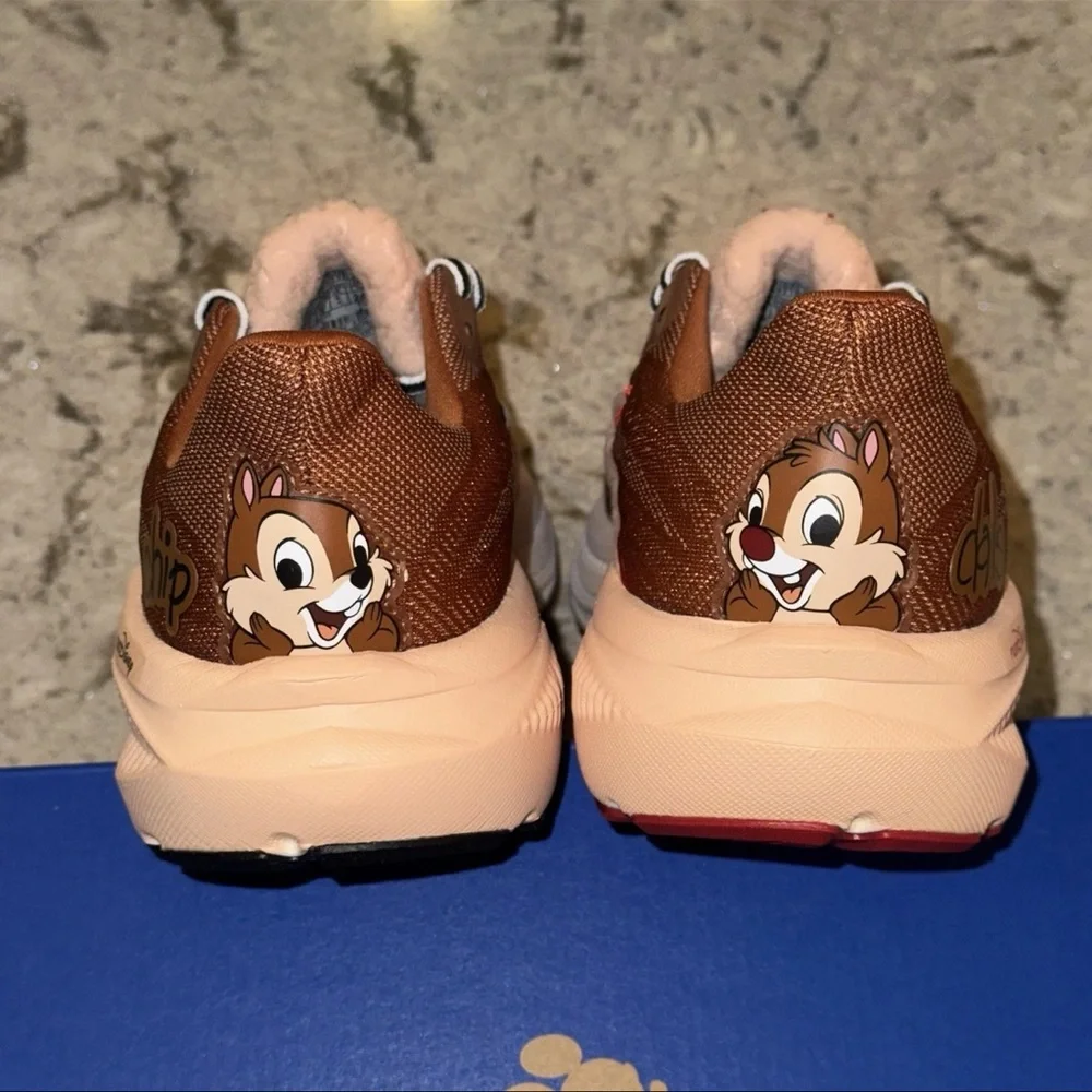 🤎 BROOKS X DISNEY GHOST 17 CHIP ‘N DALE 🐿️ - Picture 4 of 4